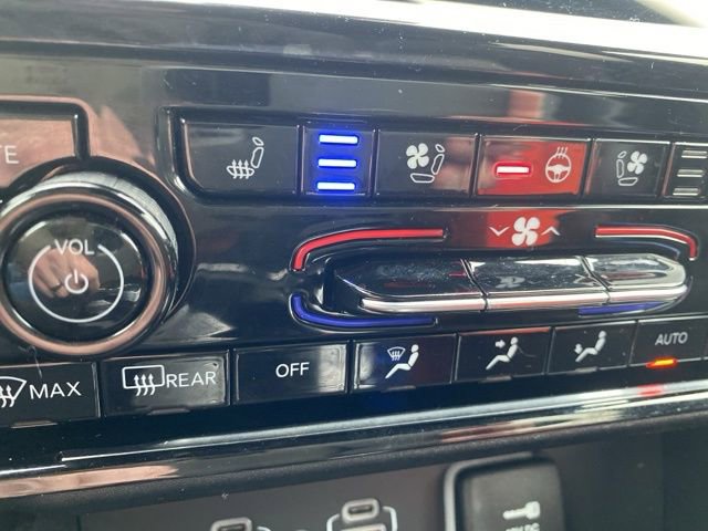 2024 Jeep Grand Cherokee Limited photo 3