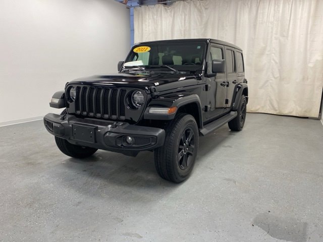 Used 2021 Jeep Wrangler Unlimited Sahara Altitude with VIN 1C4HJXEN8MW606310 for sale in Holland, MI