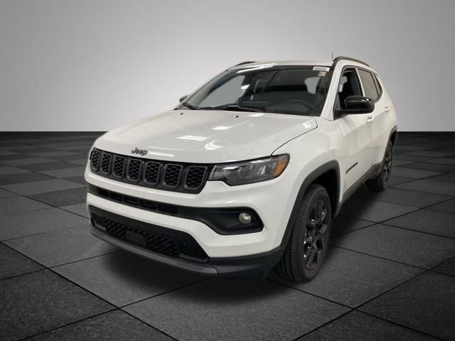 2026 Jeep Compass Latitude Altitude photo 2