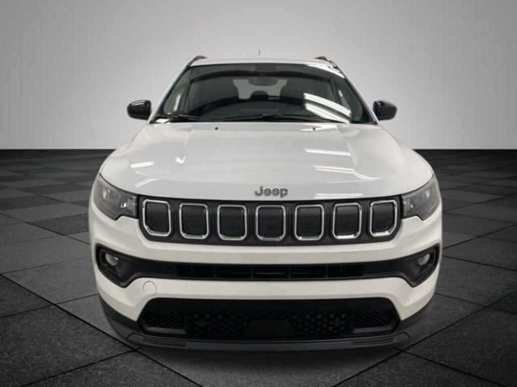 Used 2022 Jeep Compass Latitude Lux SUV