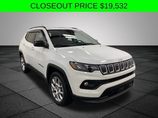 2022 Jeep Compass Latitude Lux