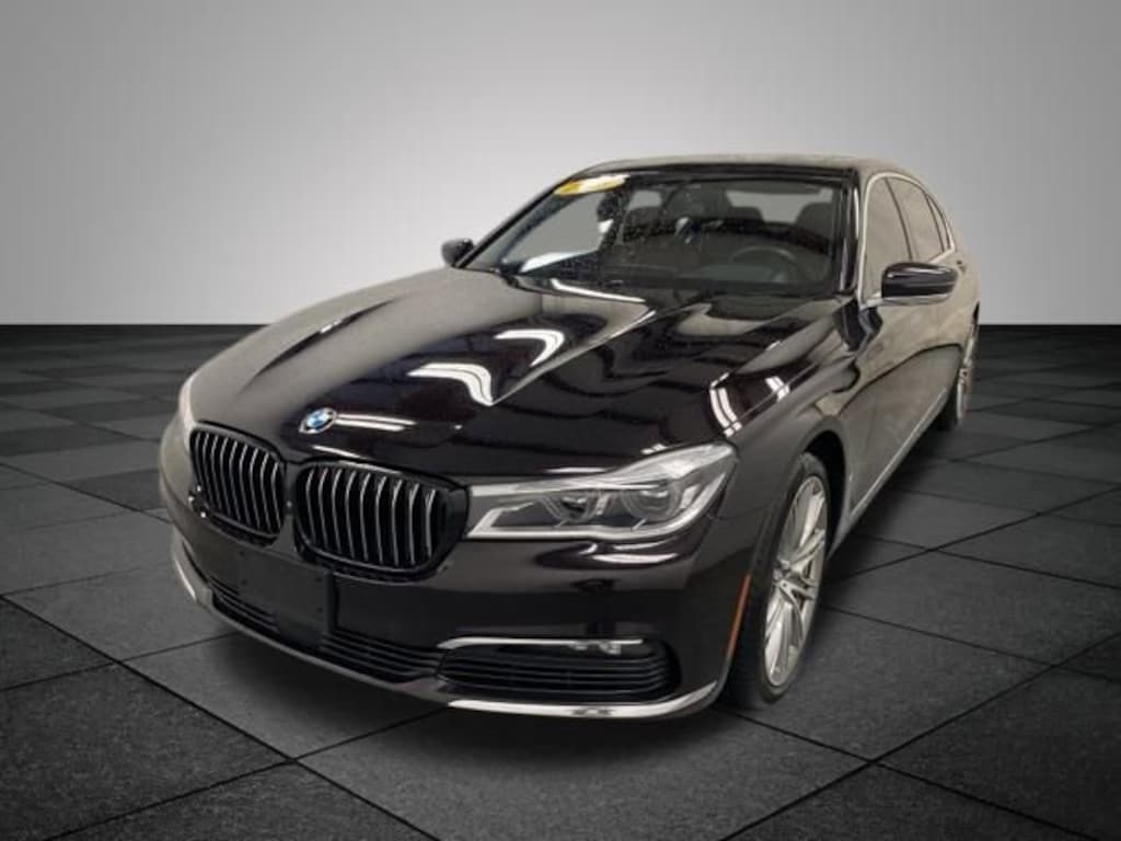 Used 2018 BMW 750i 750i xDrive Sedan