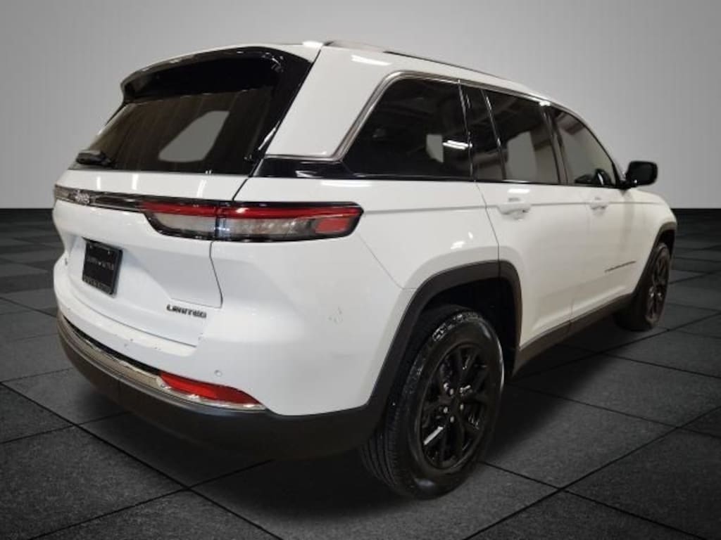 Used 2022 Jeep Grand Cherokee Limited SUV