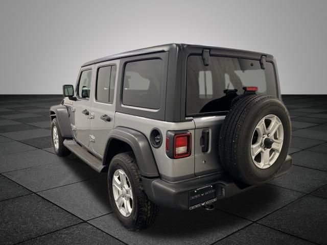 2019 Jeep Wrangler Sport S photo 3