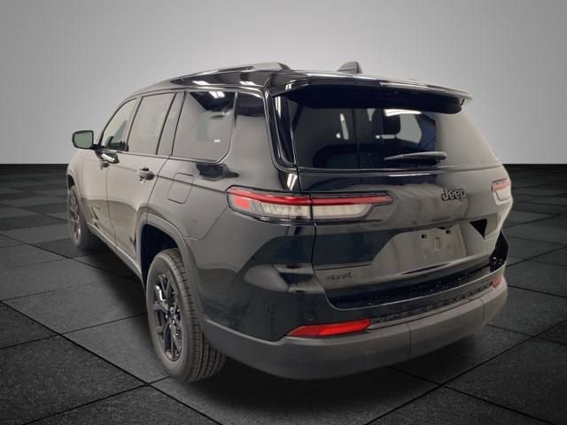 2025 Jeep Grand Cherokee Altitude X photo 2