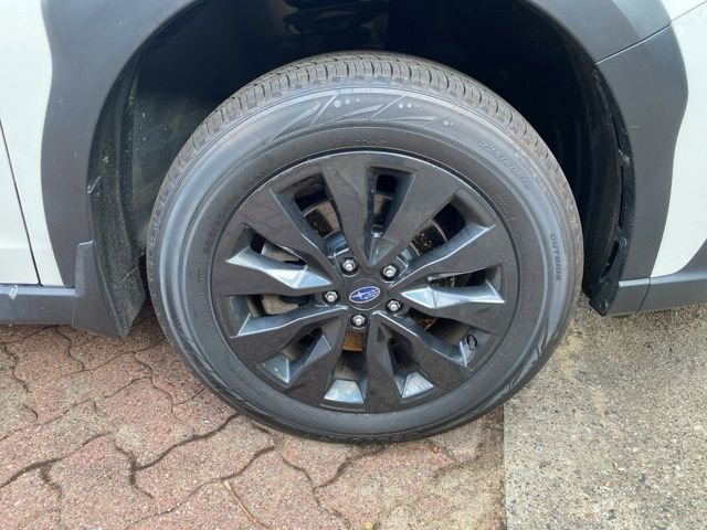 2023 Subaru Outback Onyx Edition photo 2