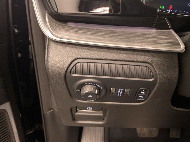 2023 Jeep Wagoneer Series II - Photo 18