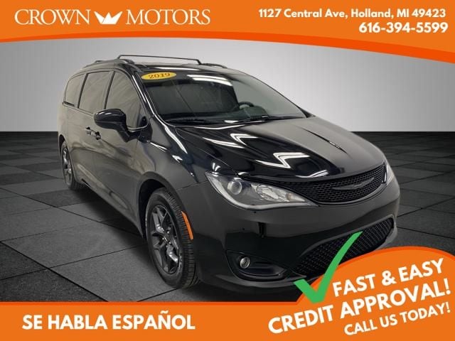 2019 Chrysler Pacifica Touring L Plus