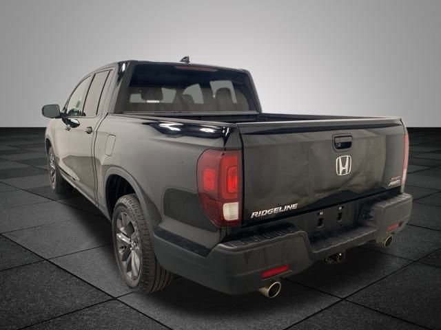2023 Honda Ridgeline Sport photo 3