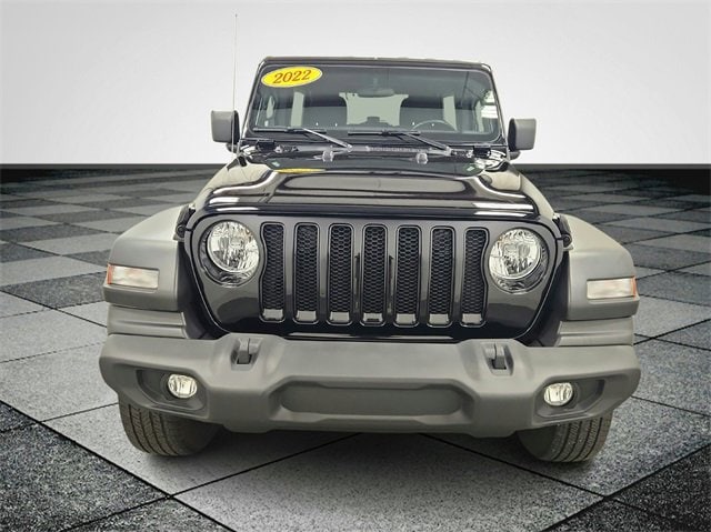 Used 2022 Jeep Wrangler Unlimited Altitude with VIN 1C4HJXDN2NW119915 for sale in Holland, MI