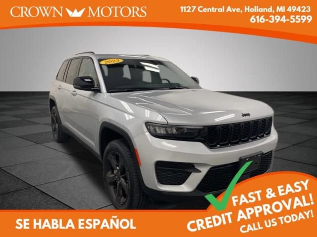 Used 2023 Jeep Grand Cherokee Altitude SUV