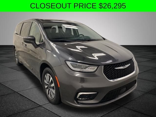 2022 Chrysler Pacifica Hybrid