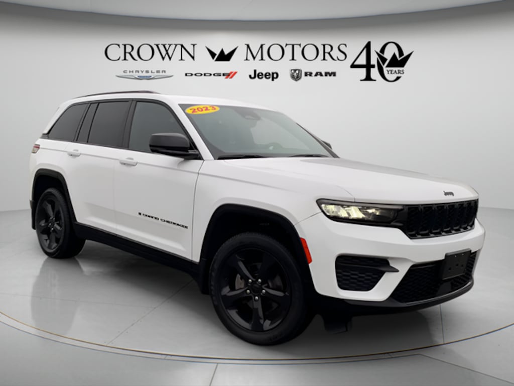 Used 2023 Jeep Grand Cherokee Altitude X SUV