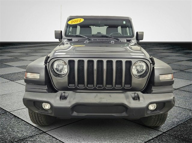 Used 2021 Jeep Wrangler Unlimited Altitude with VIN 1C4HJXDG5MW694204 for sale in Holland, MI