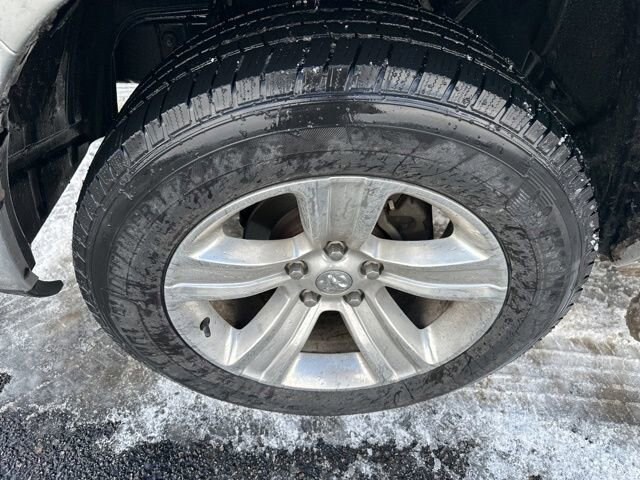 2013 Ram 1500 Sport photo 2