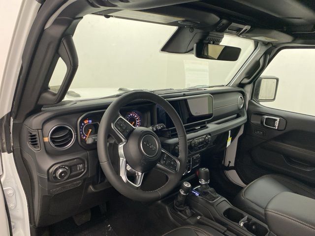 2026 Jeep Wrangler 4-Door Sahara - Photo 7