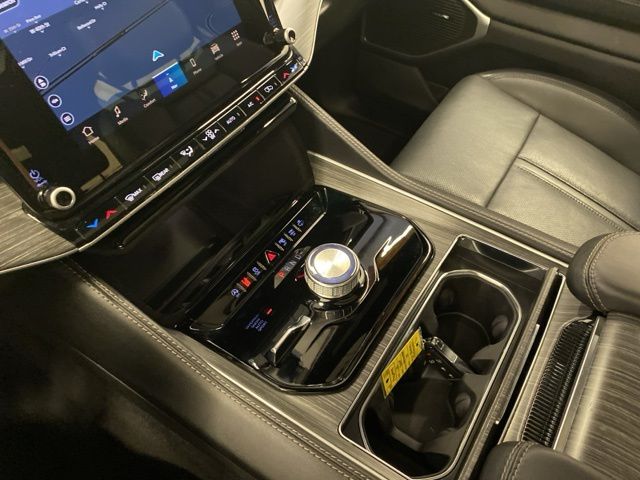 2023 Jeep Wagoneer Series II - Photo 13
