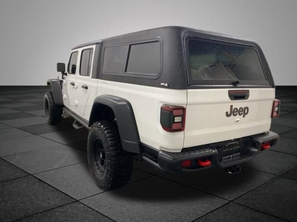 Used 2024 Jeep Gladiator Rubicon Truck Crew Cab