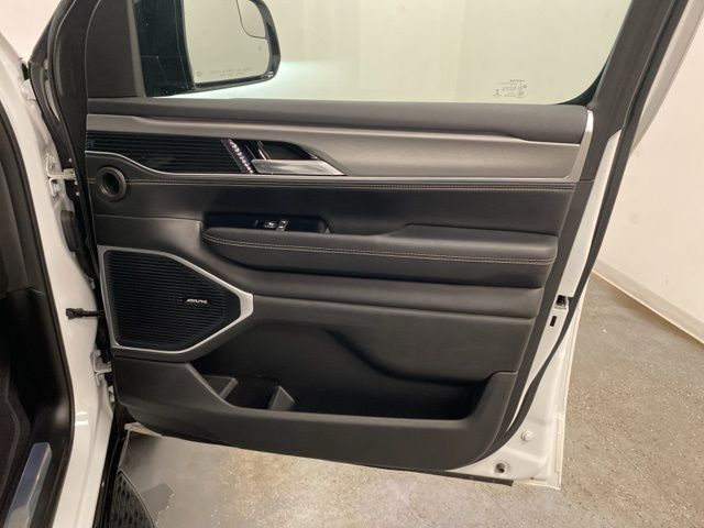 2023 Jeep Wagoneer Series II - Photo 27