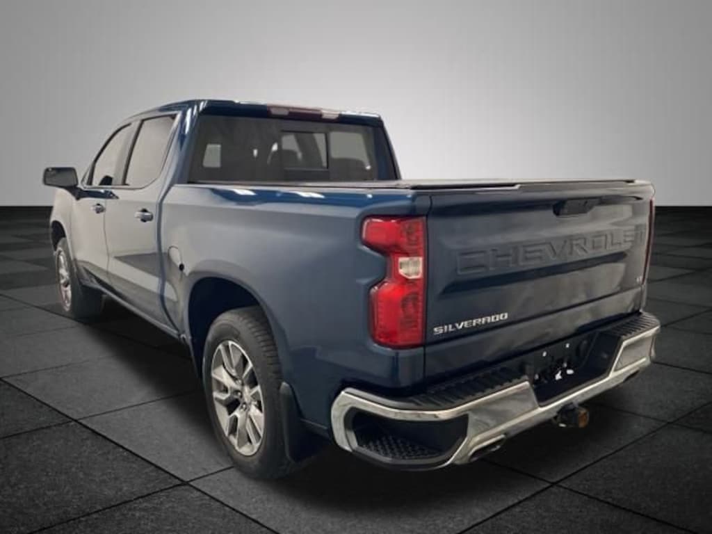 Used 2020 Chevrolet Silverado 1500 LT Truck Crew Cab