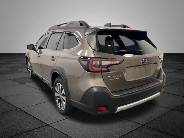 2024 Subaru Outback Limited XT photo 3