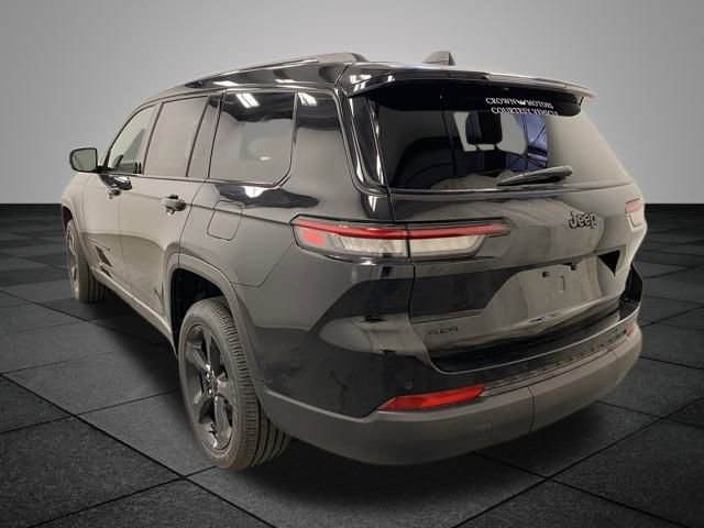 2025 Jeep Grand Cherokee Altitude X photo 2