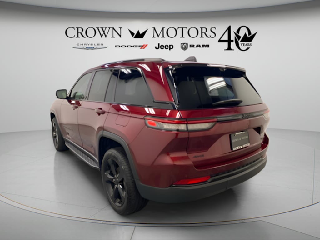 Used 2025 Jeep Grand Cherokee Limited SUV