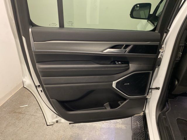 2023 Jeep Wagoneer Series II - Photo 24