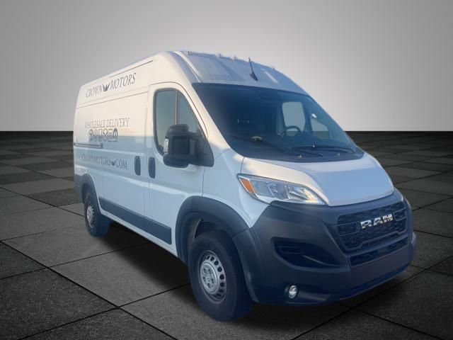 2024 Ram ProMaster 1500 Tradesman photo 2