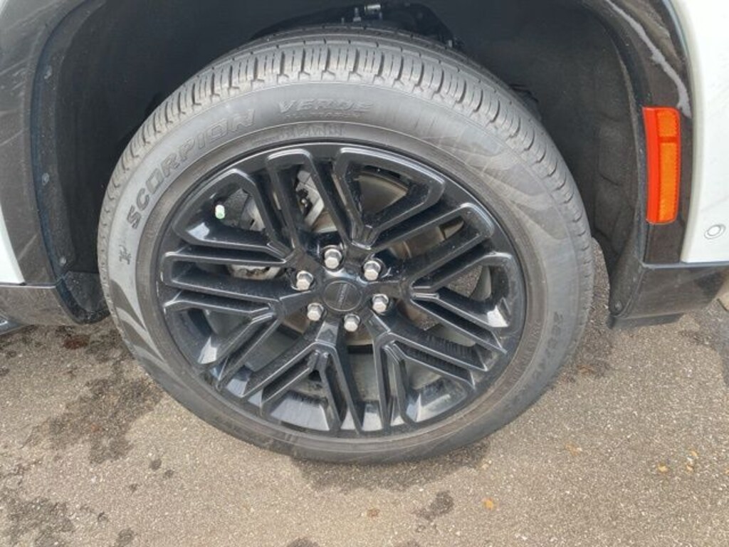 Used 2024 Jeep Wagoneer Series II SUV