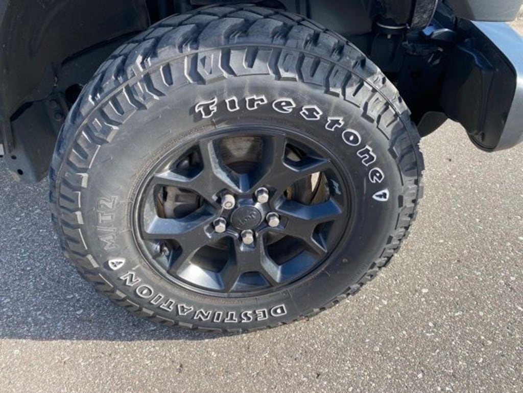 Used 2023 Jeep Wrangler Willys SUV