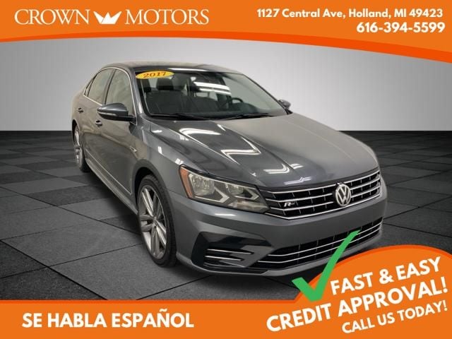 2017 Volkswagen Passat 1.8T R-Line w/ Comfort Pkg. Auto's photo