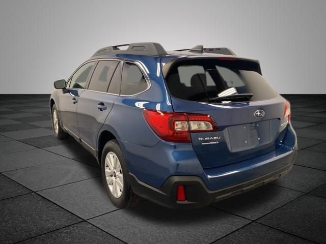 2019 Subaru Outback Premium photo 4