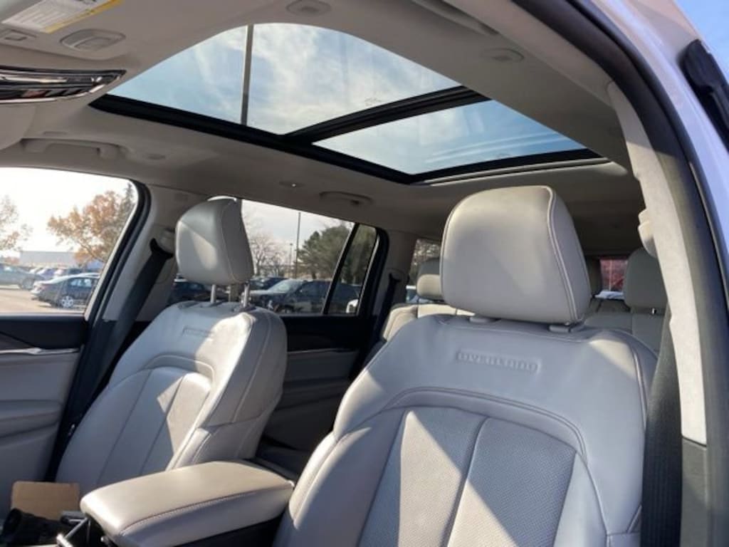 Used 2023 Jeep Grand Cherokee Overland SUV