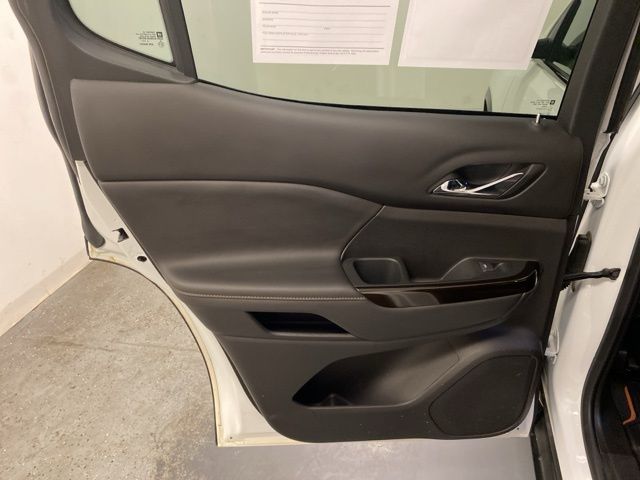 2023 GMC Acadia AT4 - Photo 21