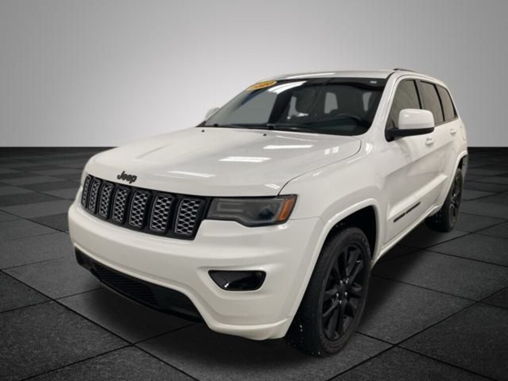 Used 2020 Jeep Grand Cherokee Altitude SUV