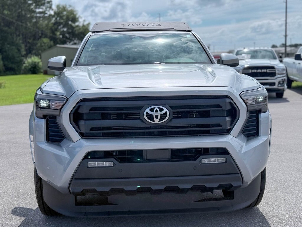 2024 Toyota Tacoma SR5 4x4 photo 3