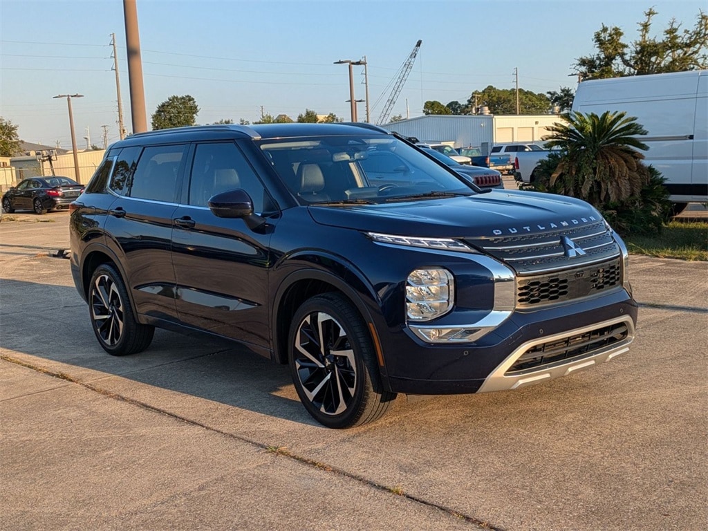 Used 2024 Mitsubishi Outlander SEL SUV