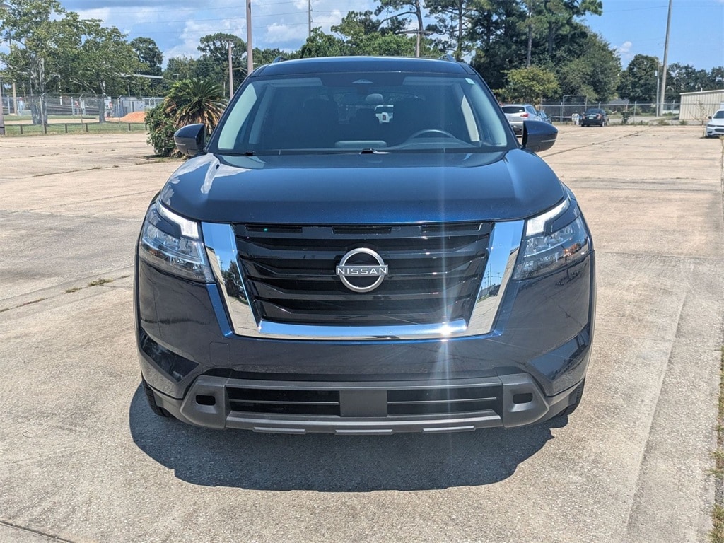 Used 2024 Nissan Pathfinder SV SUV