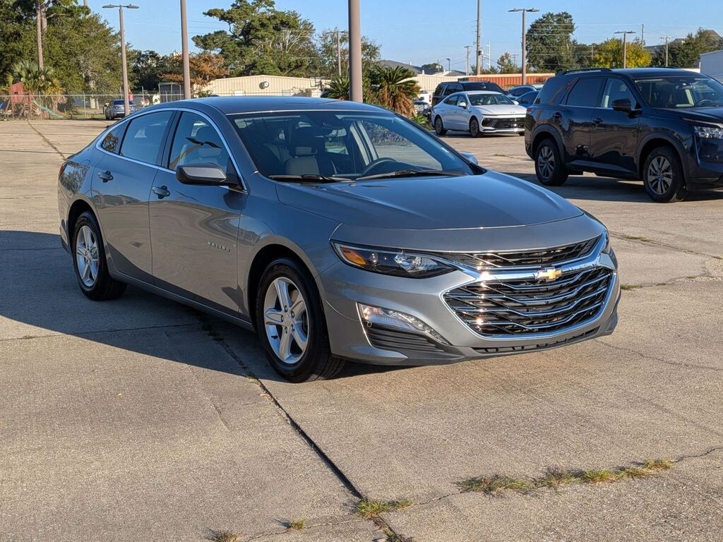 Used 2024 Chevrolet Malibu LT Sedan