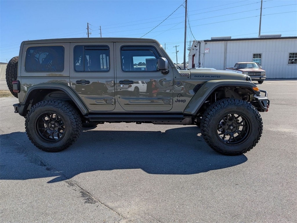 New 2026 Jeep Wrangler Willys Sport Utility