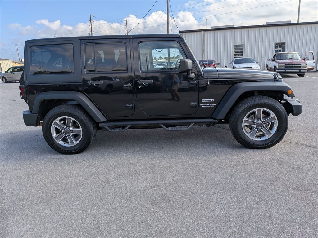Used 2016 Jeep Wrangler Unlimited Sport SUV