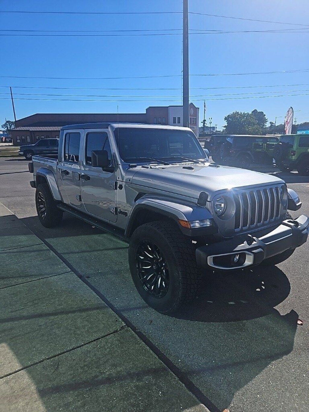 Used 2021 Jeep Gladiator Sport Truck