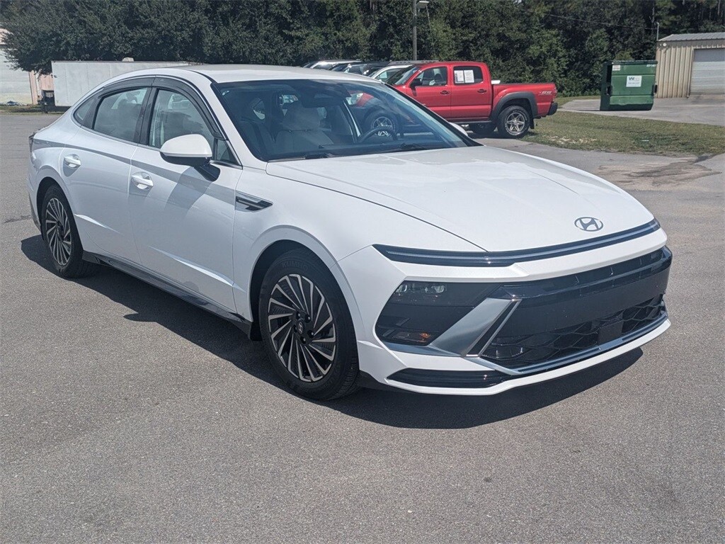 2024 Hyundai Sonata Hybrid SEL photo 3