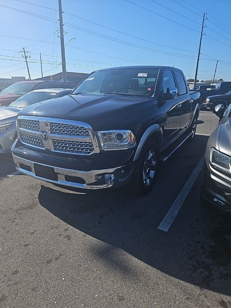 2015 RAM Ram 1500 Pickup Laramie