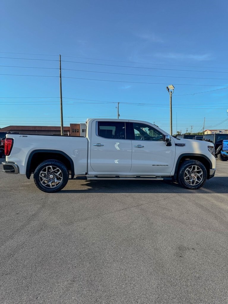 2023 Gmc Sierra 1500 SLT photo 2