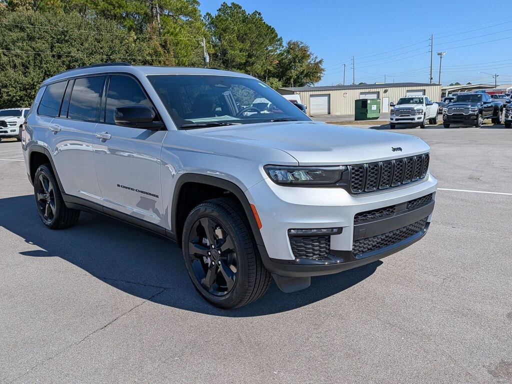 New 2025 Jeep Grand Cherokee L Limited Sport Utility