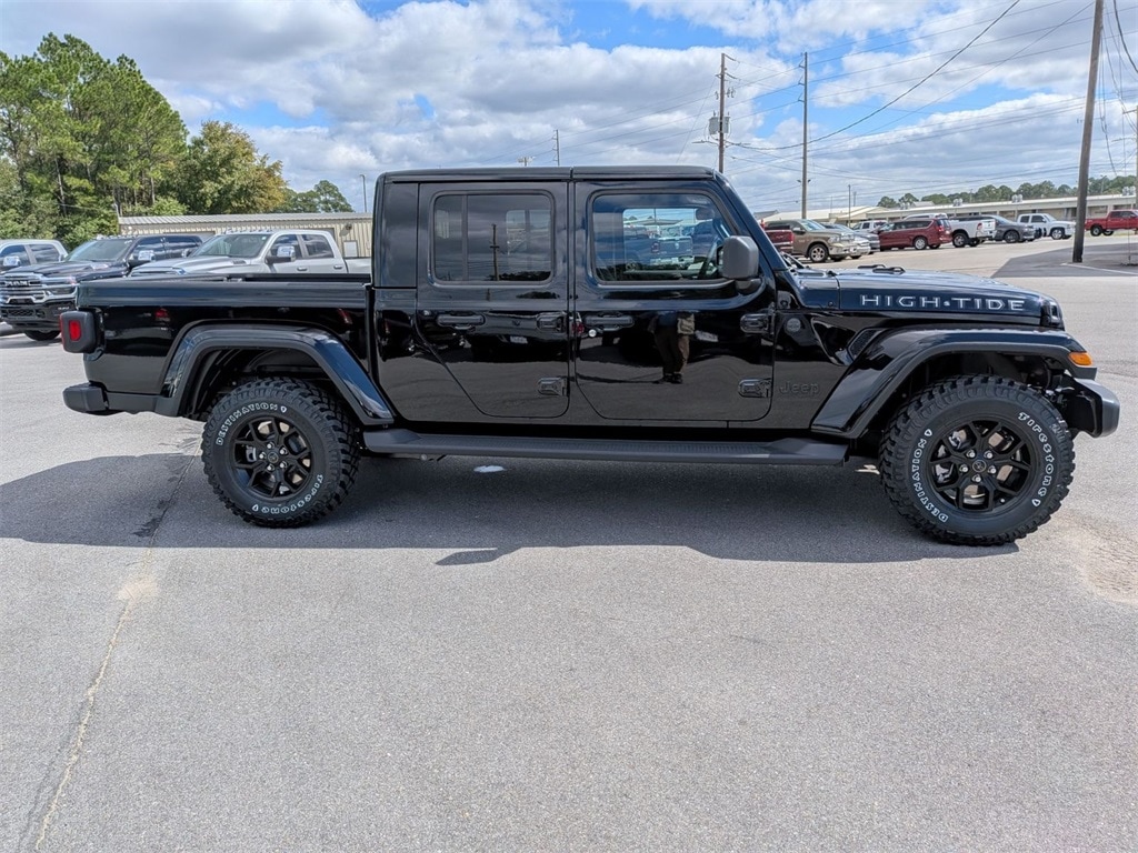 New 2025 Jeep Gladiator High Tide Pickup