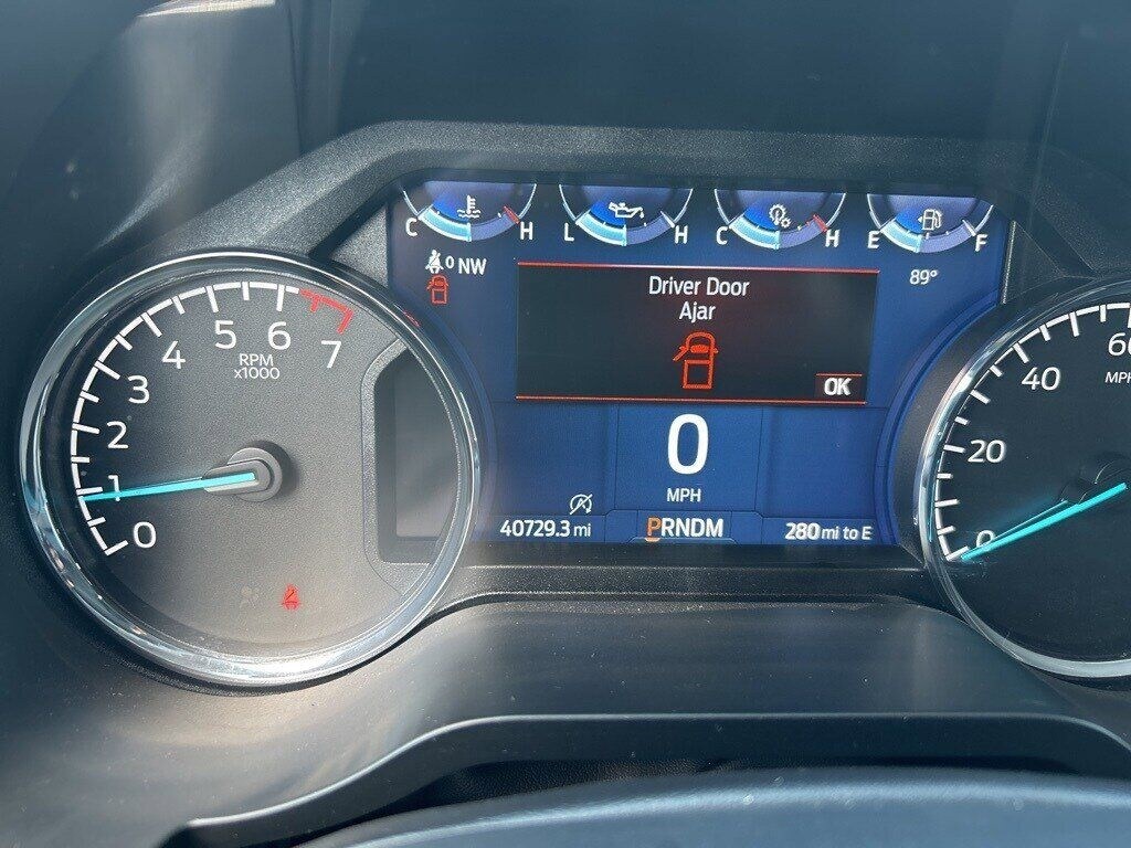 2023 Ford F-150 XLT photo 2