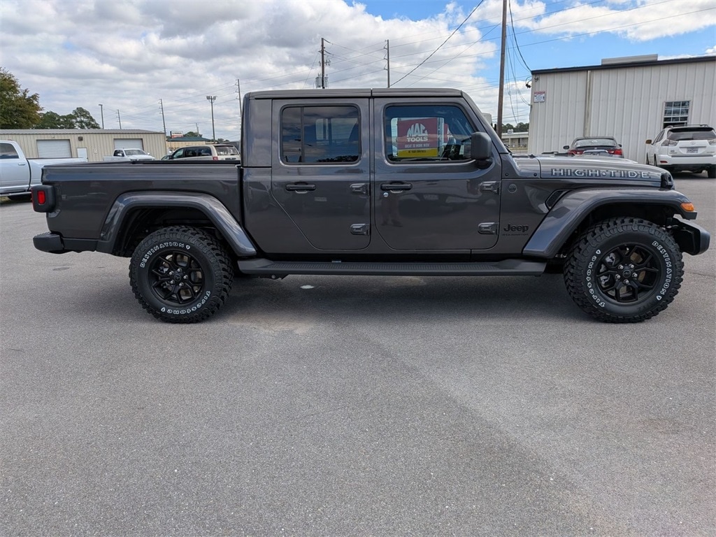 New 2025 Jeep Gladiator High Tide Pickup